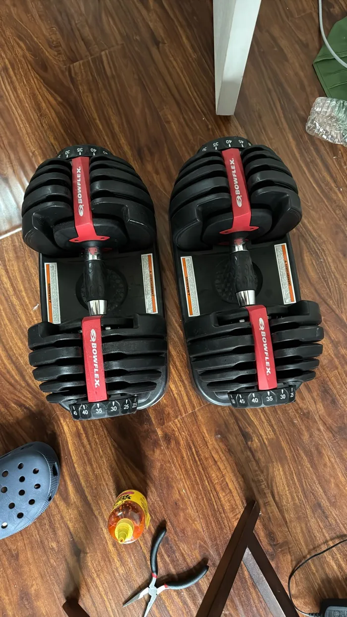 Bowflex adjustable dumbbells, 5–50 lb